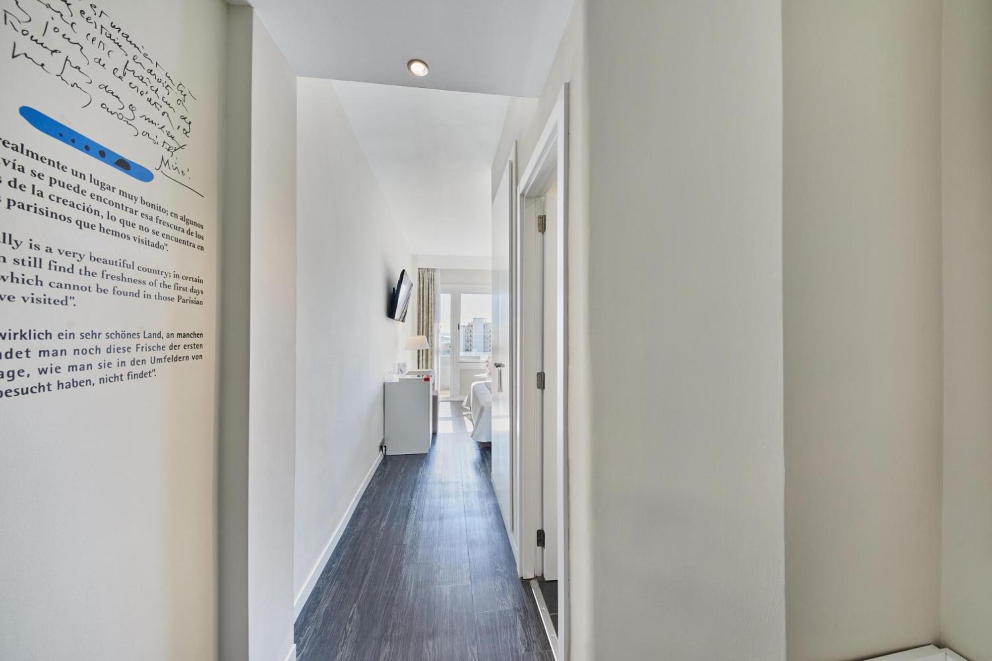 Hotel Joan Miro Museum 4*