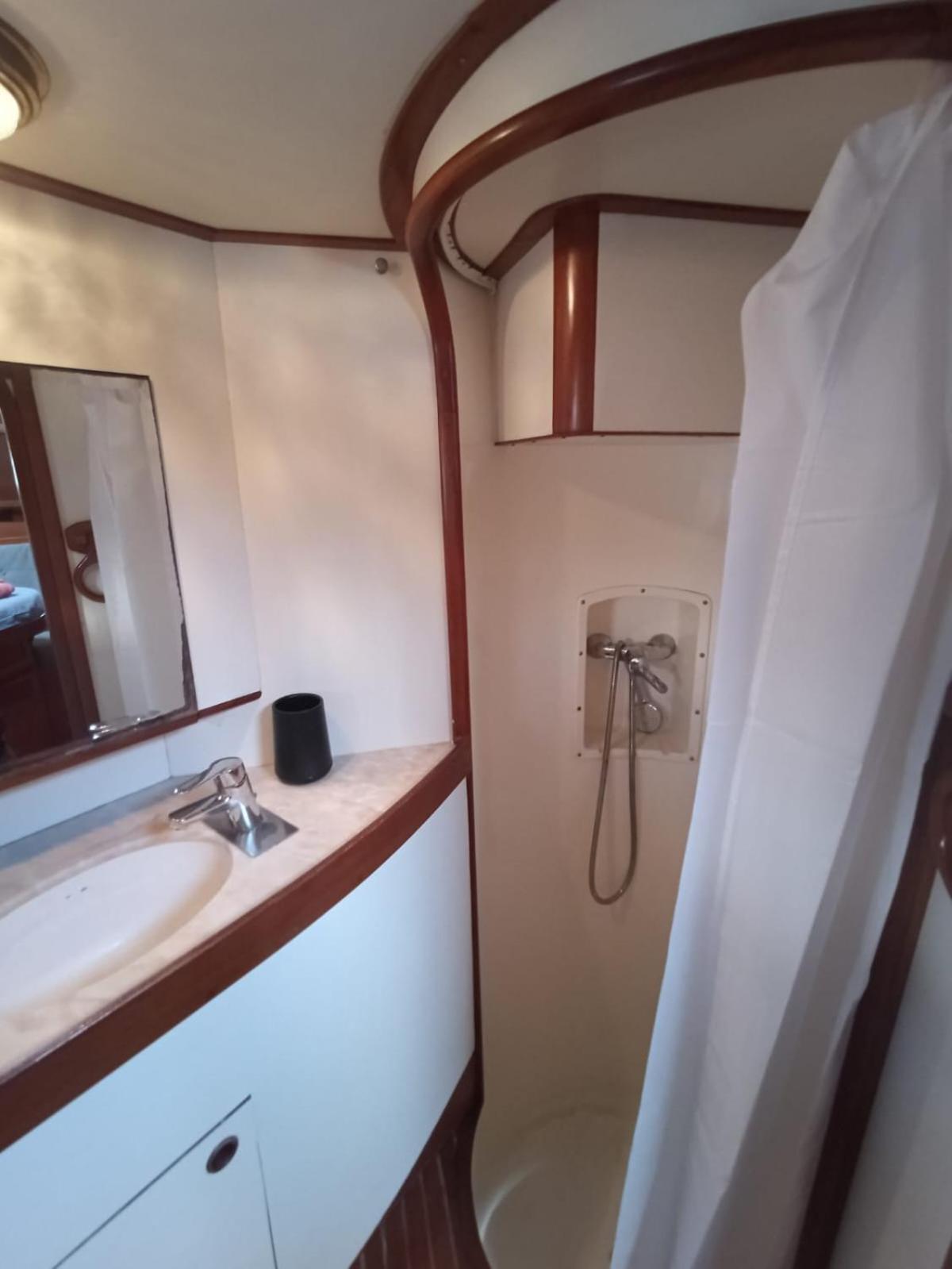 Botel Exclusivo Velero Privado 6pax Palma de Mallorca