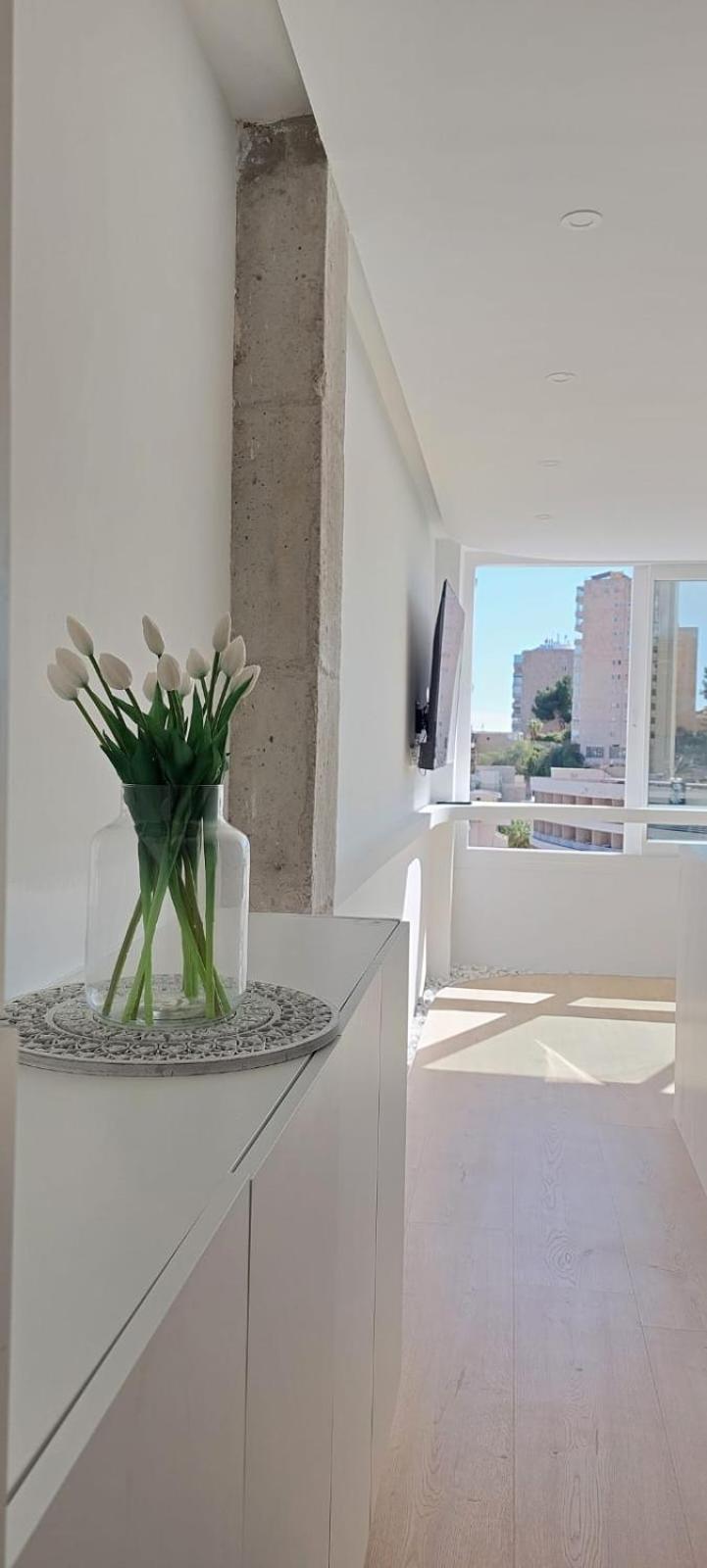 Blue Loft Sea View Apartment *