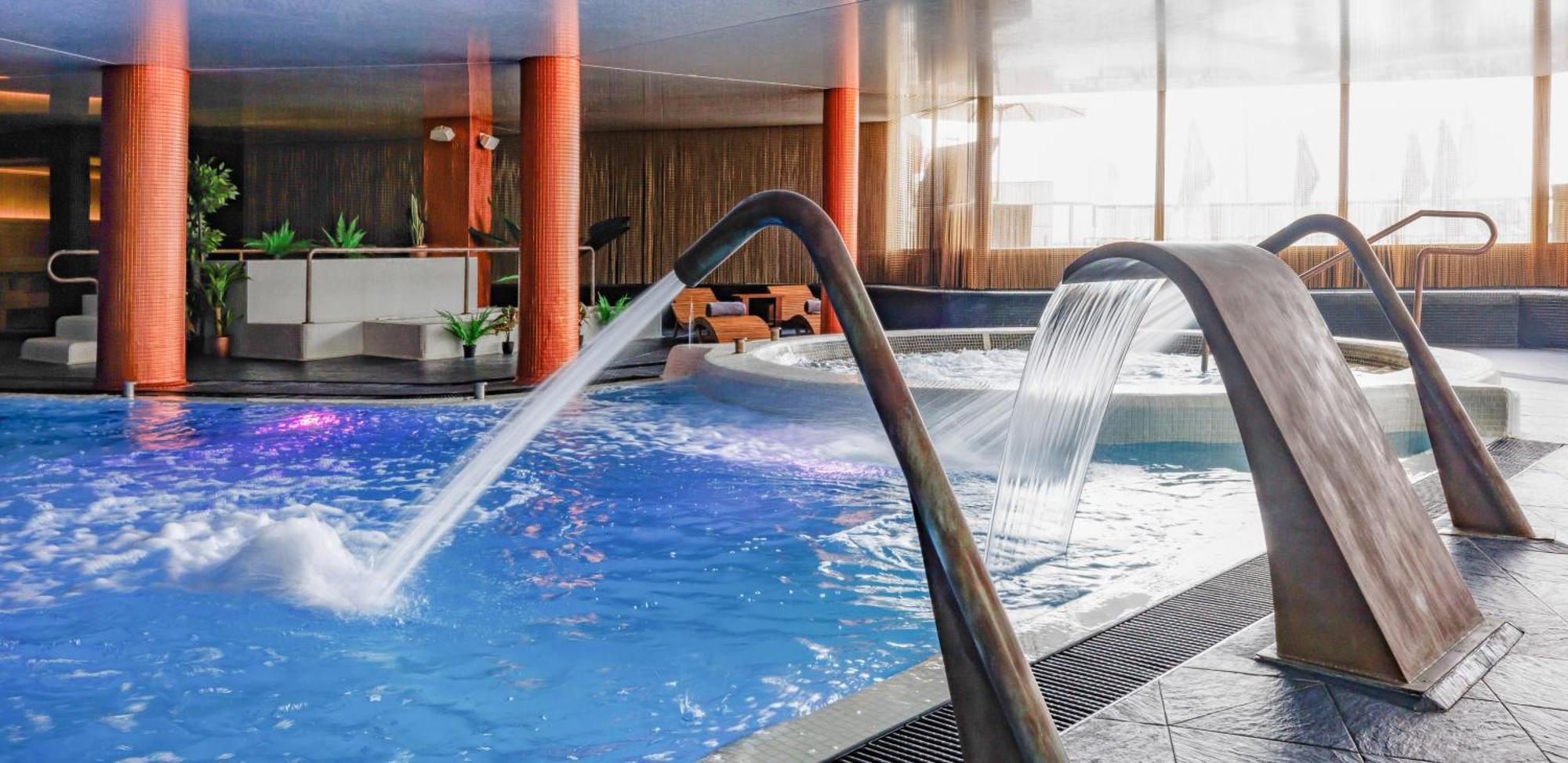 Meliá Marina Hotel 4*