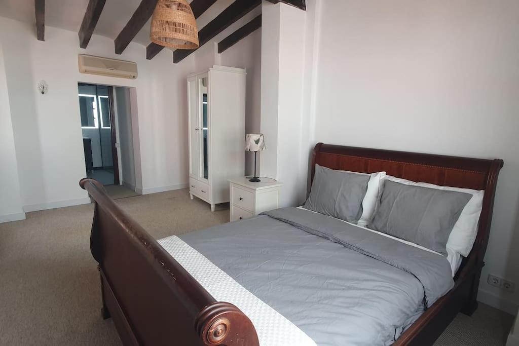 Loft 3 *
