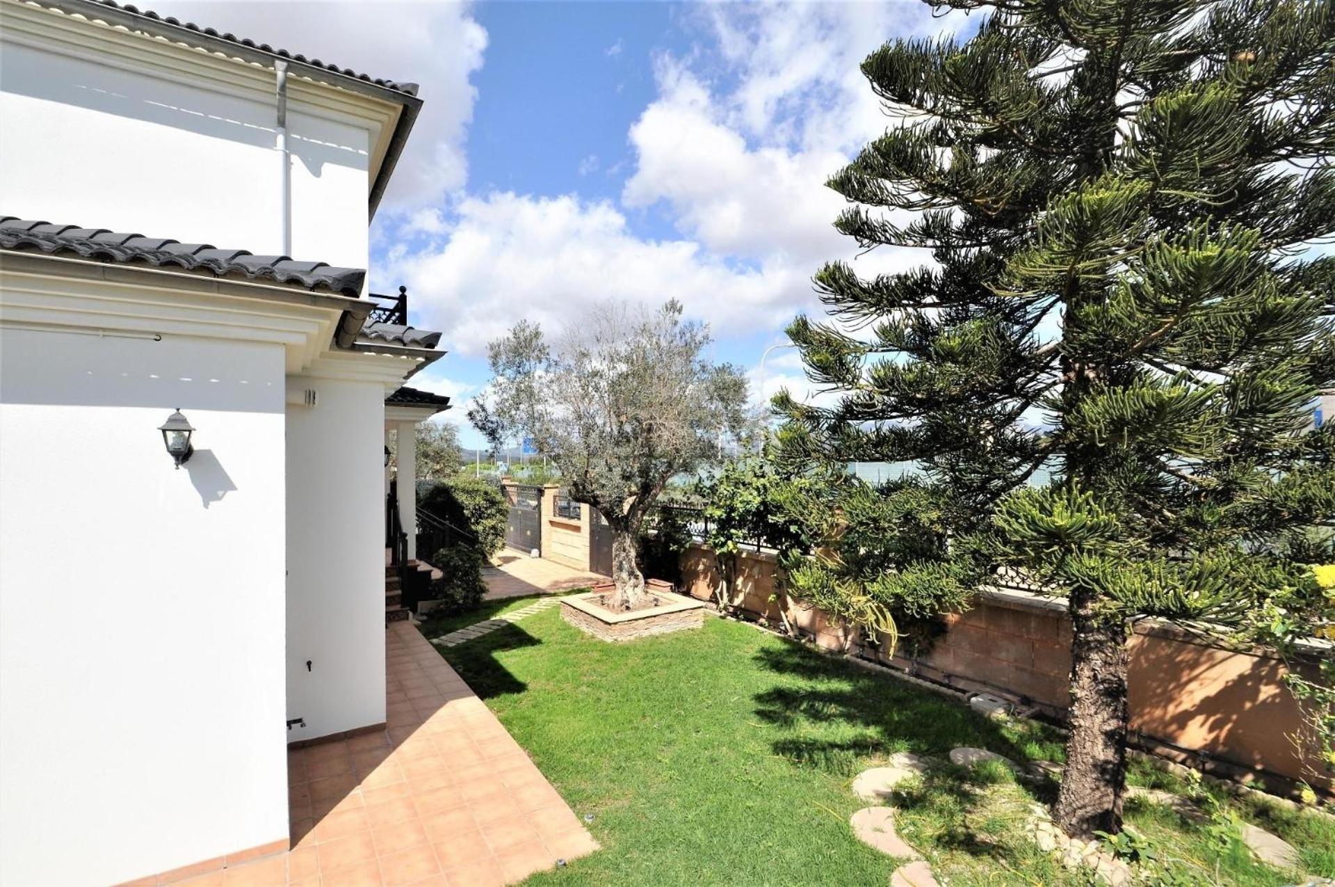 Mit Privatpool Fuer 8 Personen Ca 250 Qm In Marratxi, Mallorca Und Umgebung * Palma de Mallorca