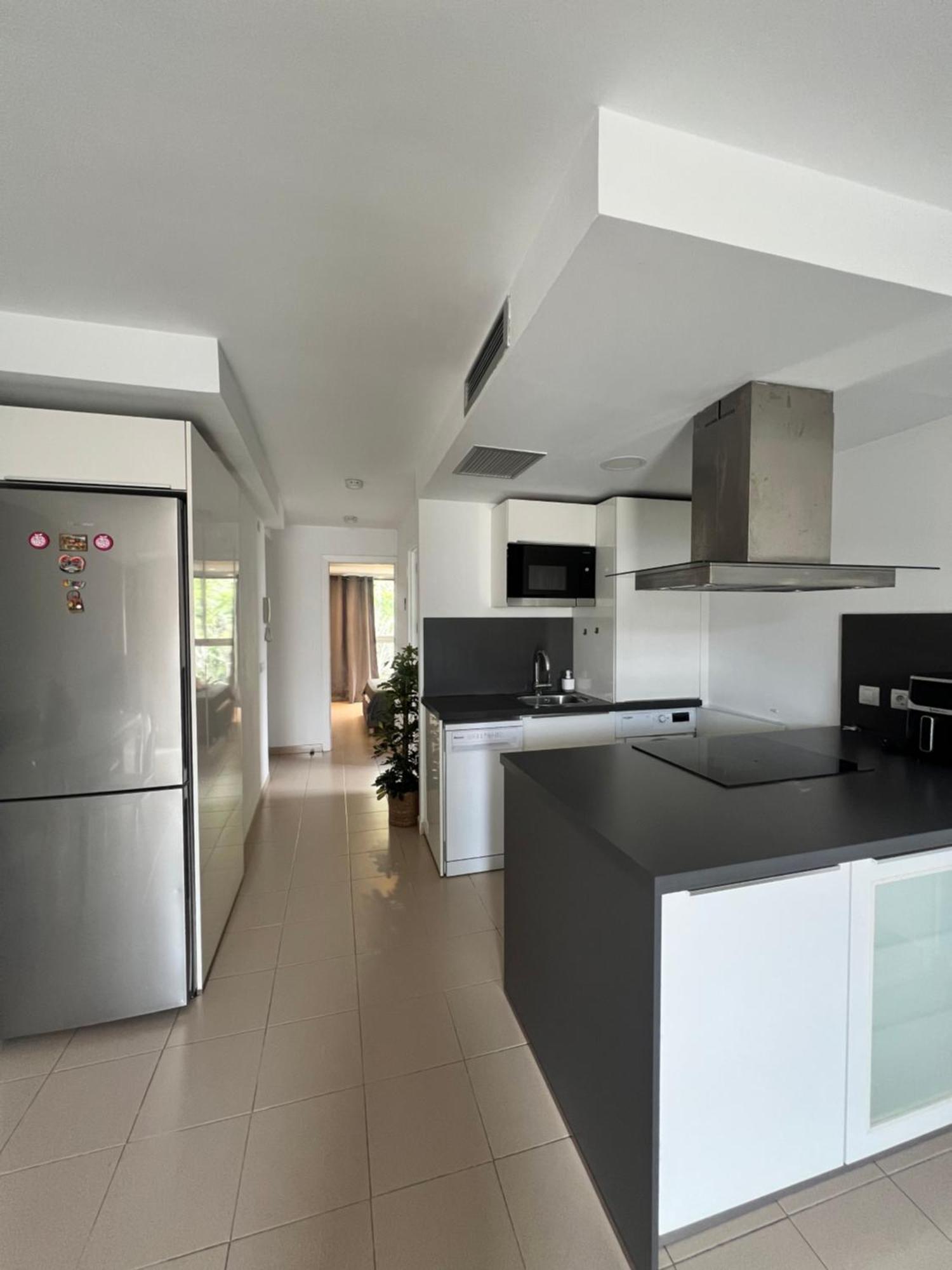 Entero En El Maritimo Apartment *