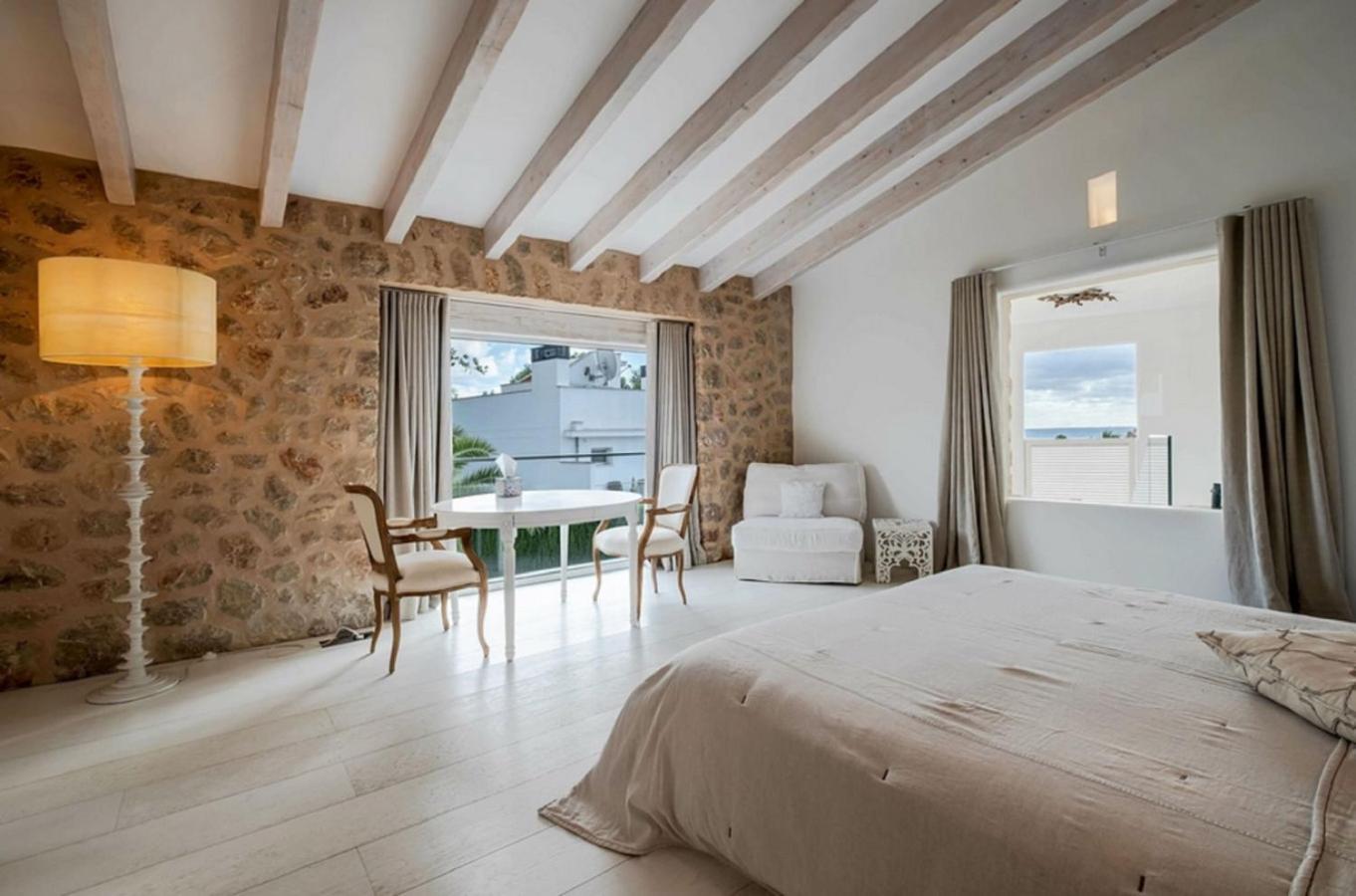 Swish Sea-view Close To And Sandy Beaches