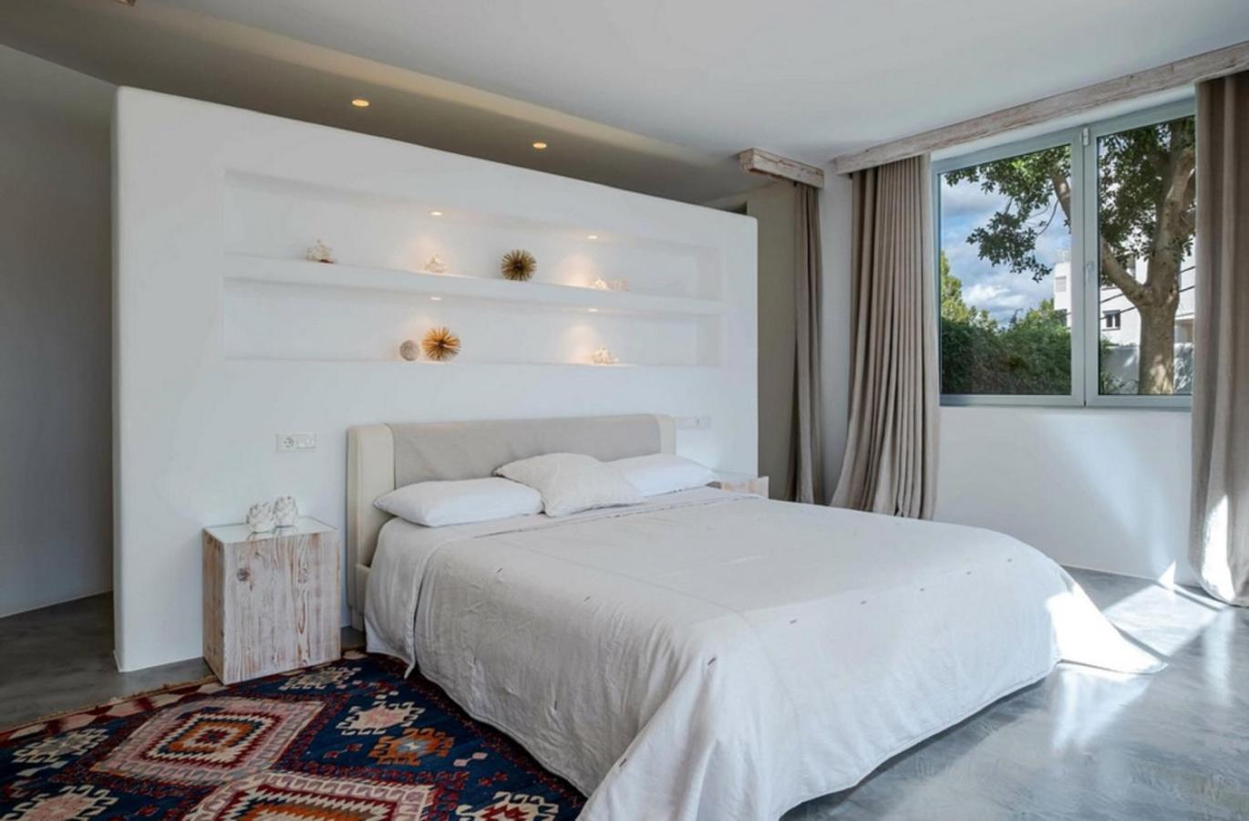 Swish Sea-view Close To And Sandy Beaches Villa *