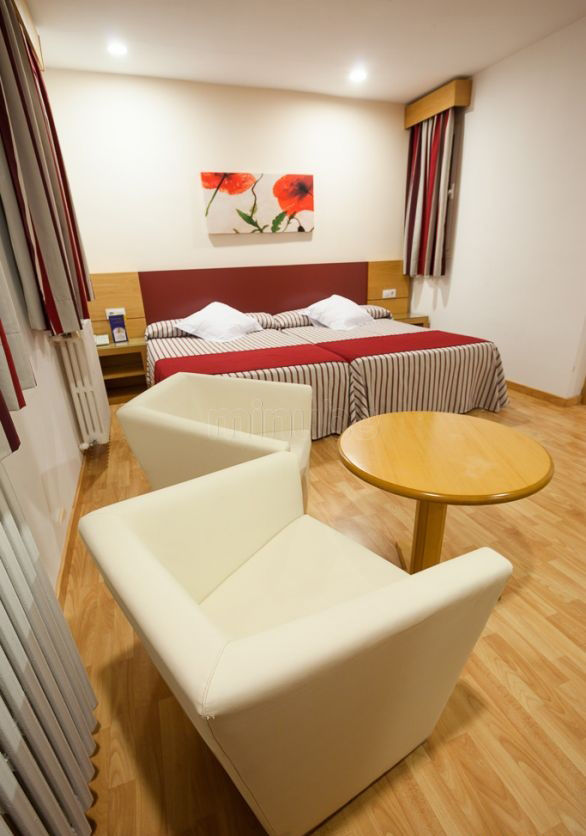 Colon Hotel 3*