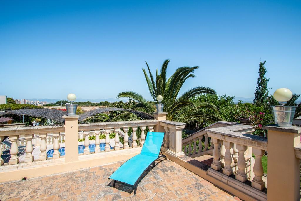 Marina In Playa De Villa