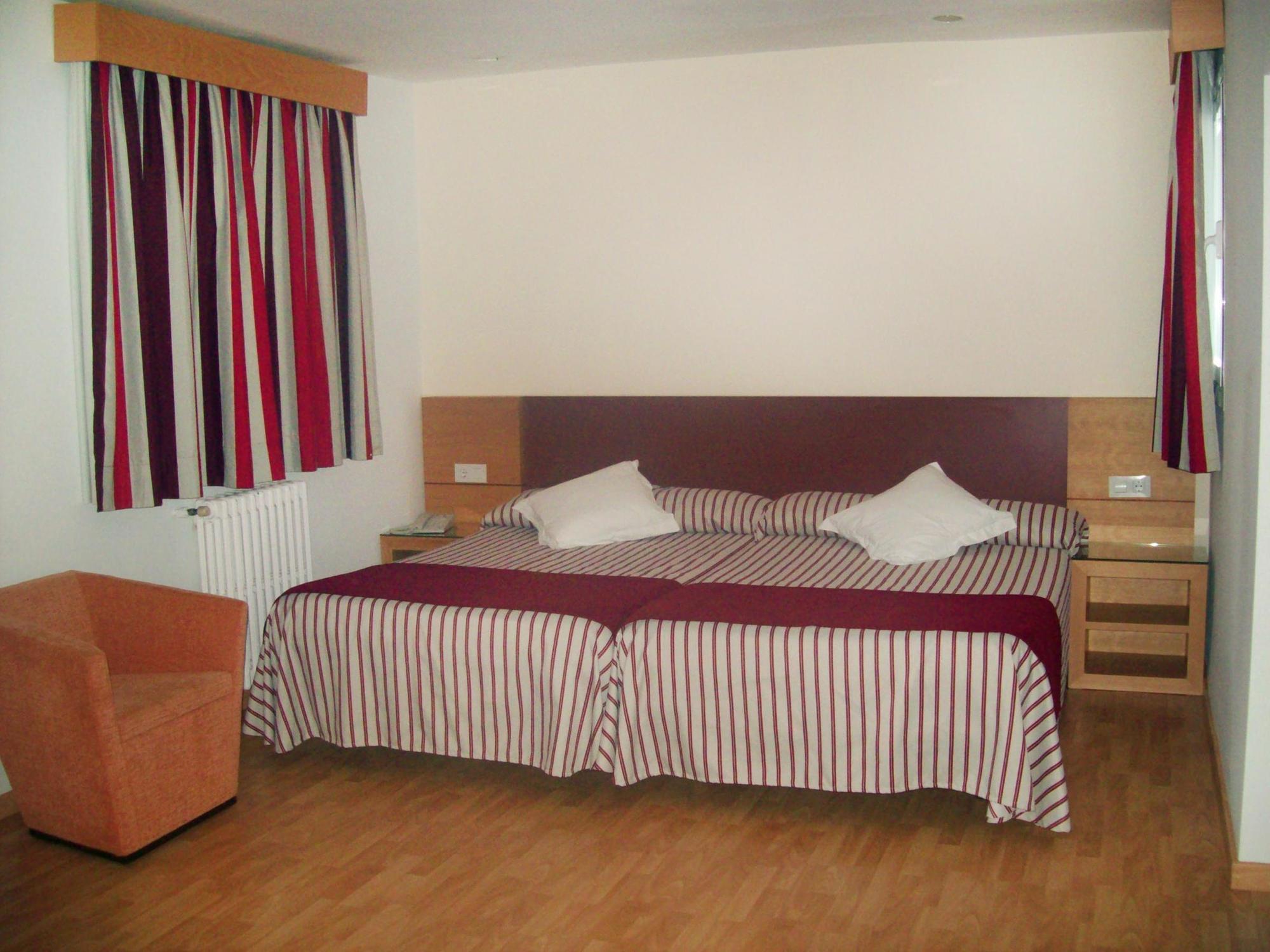 Amic Colon Hotel 3*