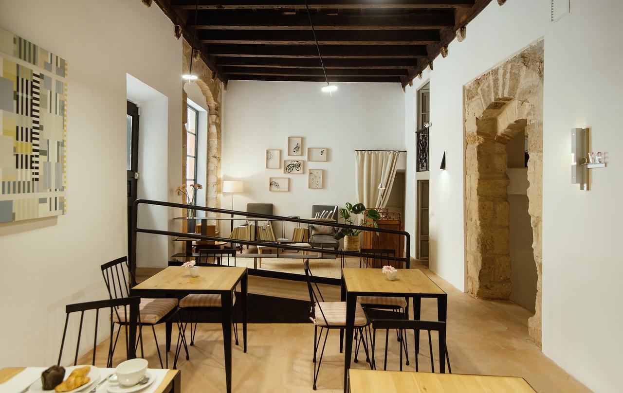 Canavall Aparthotel 3*
