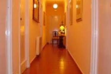 Regina Selfcheck-in Smart Guest house 2*