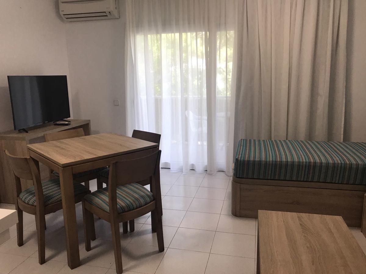 Apartment Mimosin *
