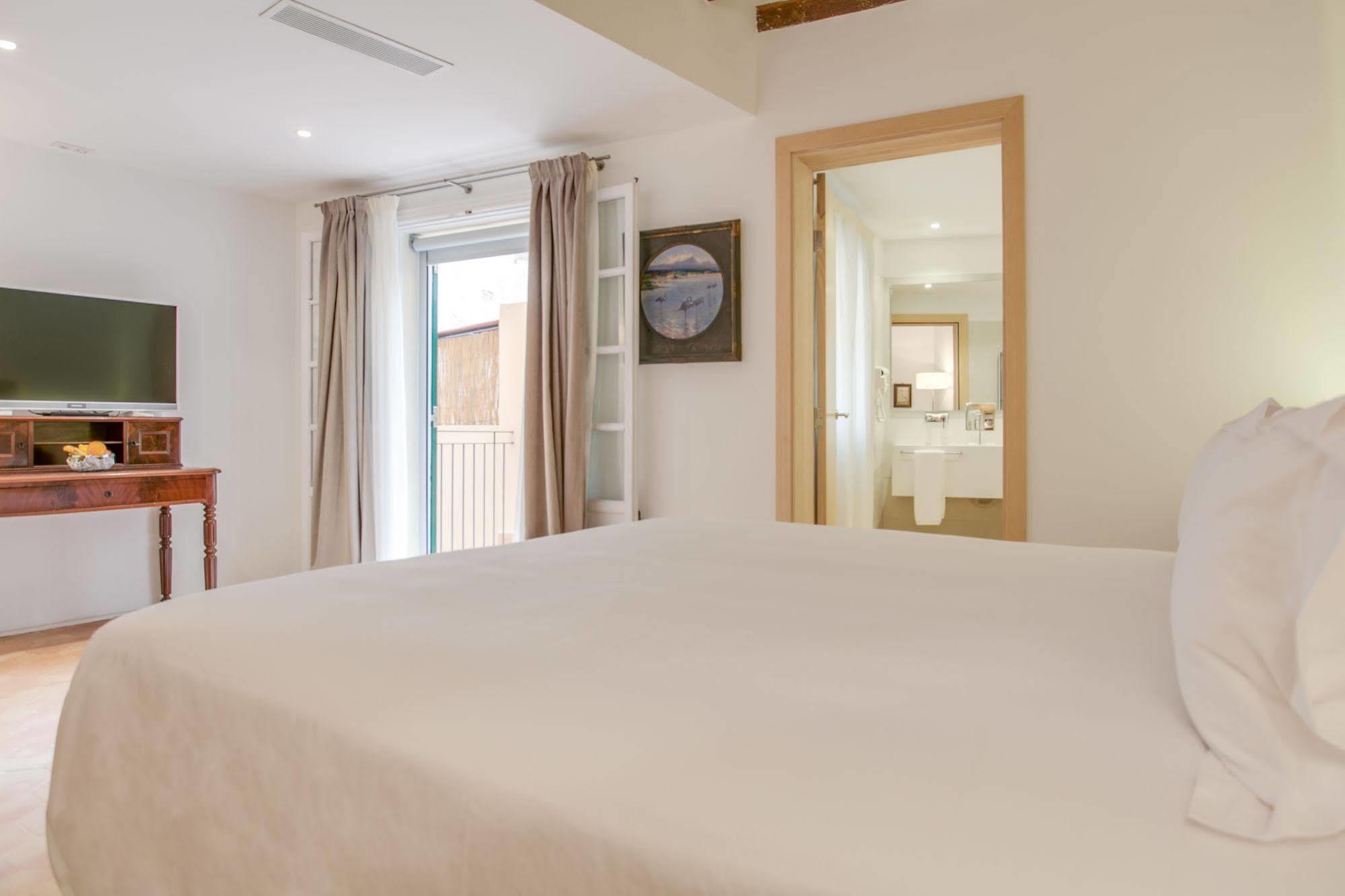 Ah Art Palma Hotel 4*
