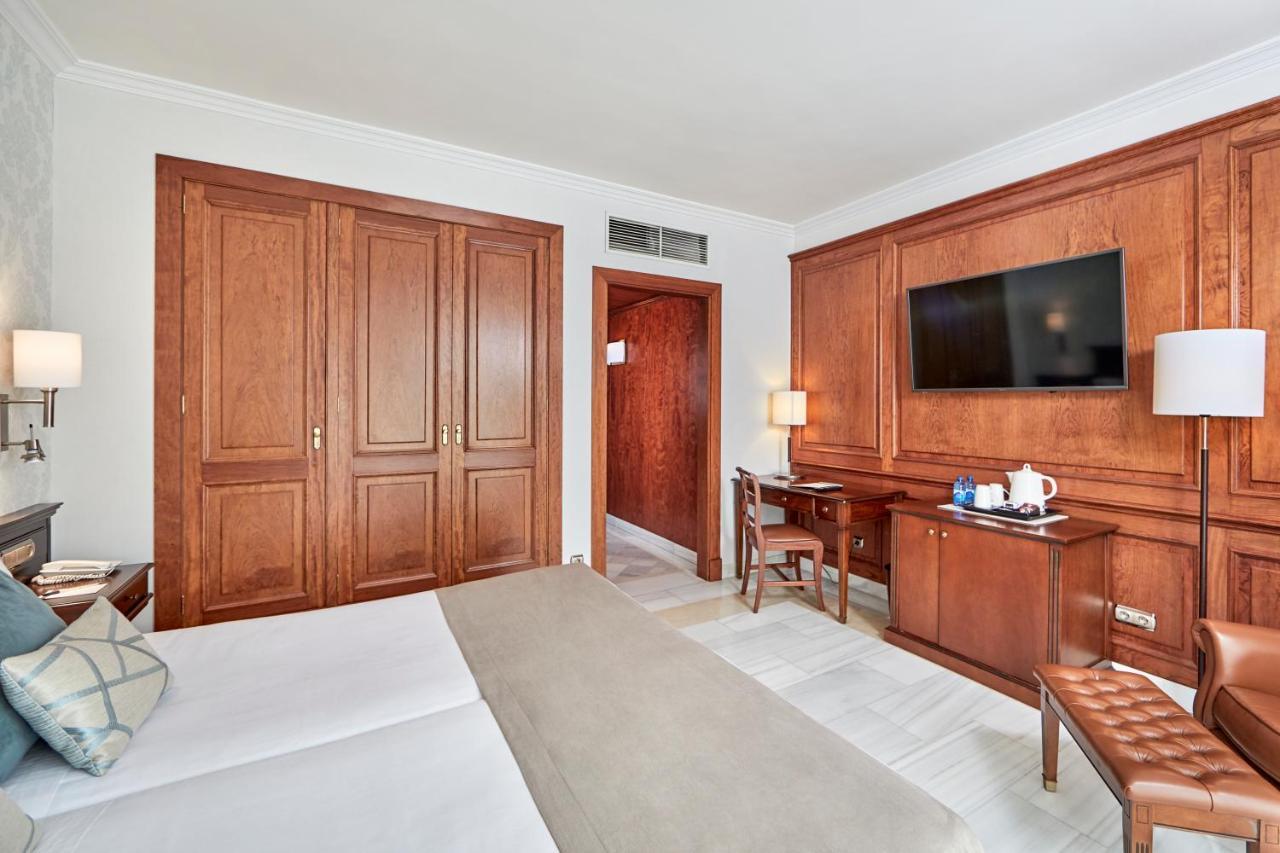 Continental 4* Palma