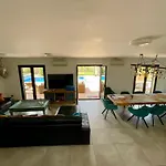 Villa Cas Marine Mit Beheizb. Pool Und Aussenkueche