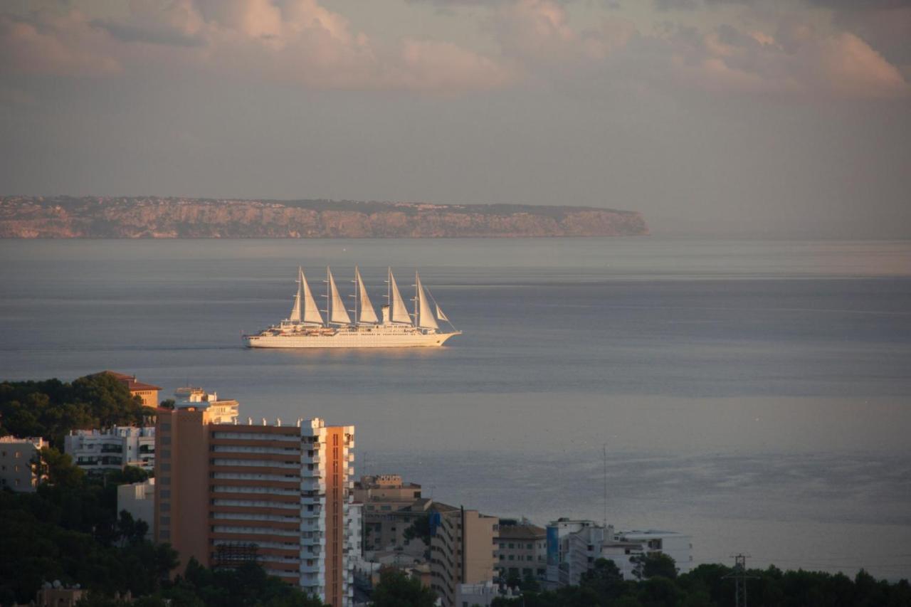Fantastica Sobre La Bahia De Villa Palma