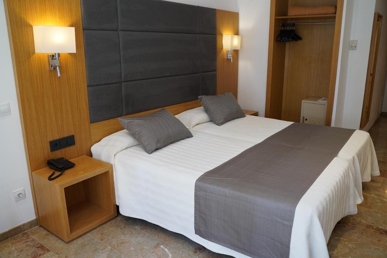 Artmadams Hotel
