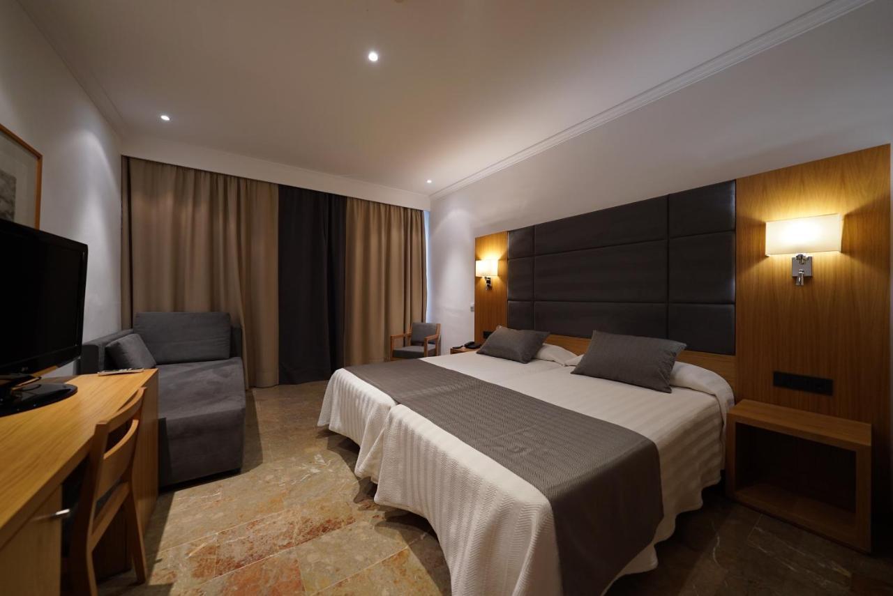 Artmadams Hotel 4*