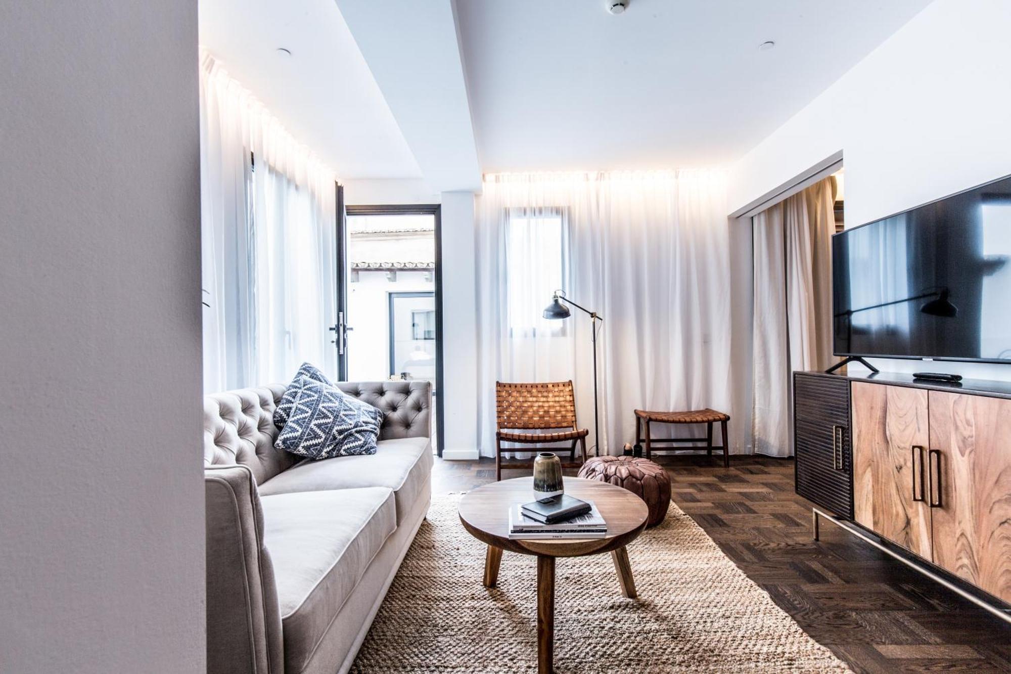 Aparthotel Terreno Suites 4*
