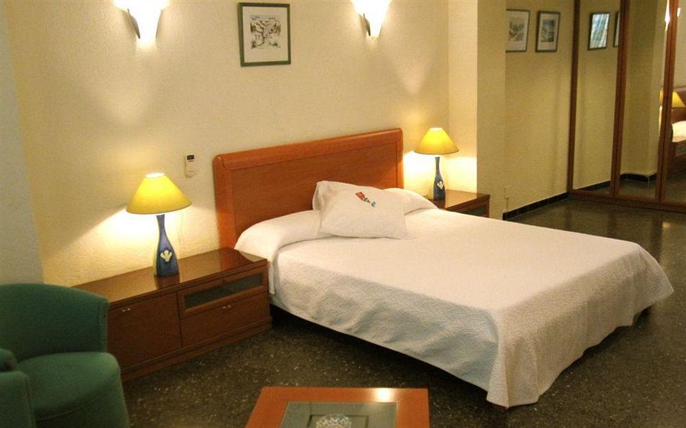 Hotel Aries *