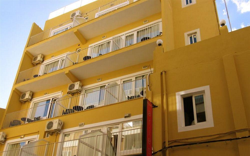 Hotel Aries